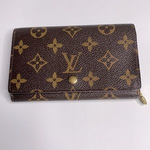 LOUIS VUITTON Monogram Trésor Wallet